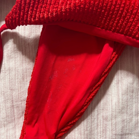 Frankie’s red bikini - Picture 3 of 3